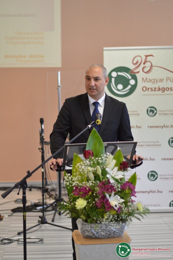 Twenty-fifth anniversary of Hungarian Gypsy Missions International 9